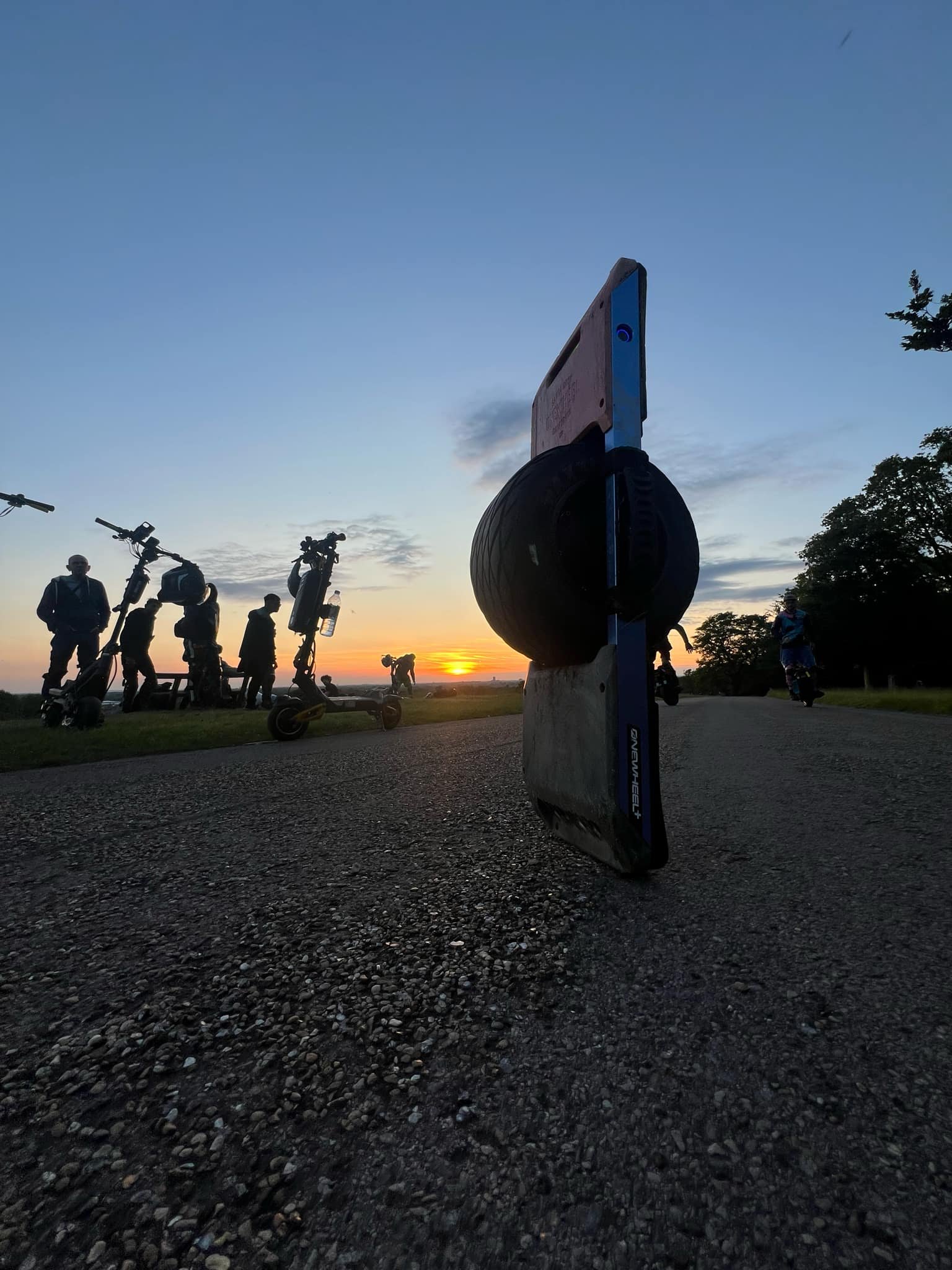 E-skate at sunset